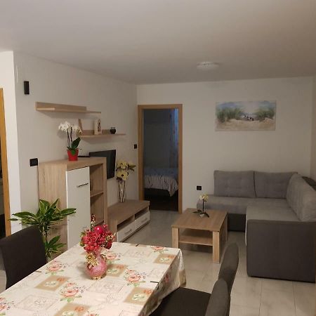 Izola City Center Apartment Exteriör bild