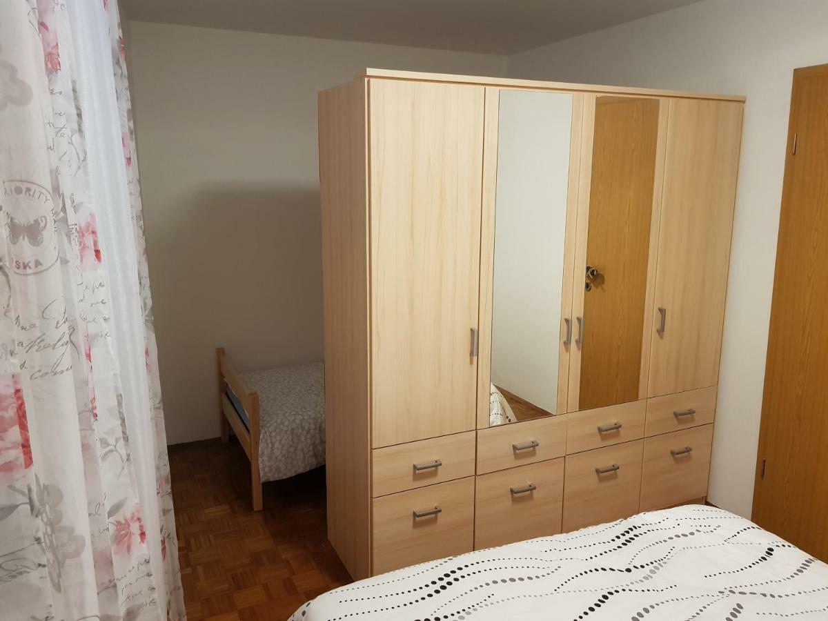 Izola City Center Apartment Exteriör bild
