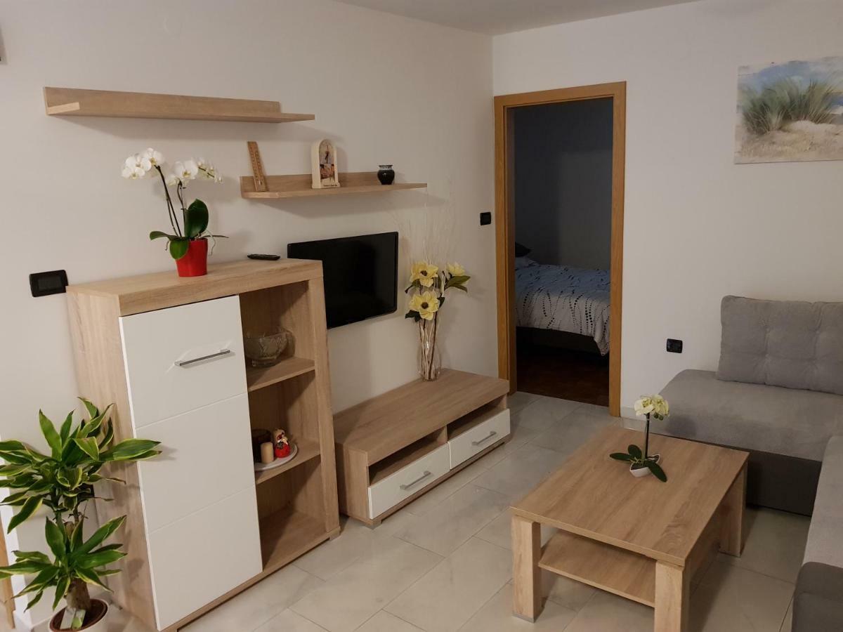 Izola City Center Apartment Exteriör bild